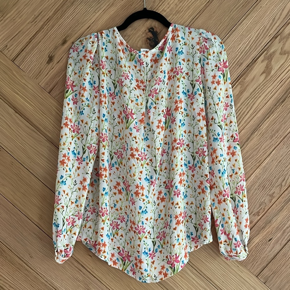 GAP floral blouse - Picture 4 of 4
